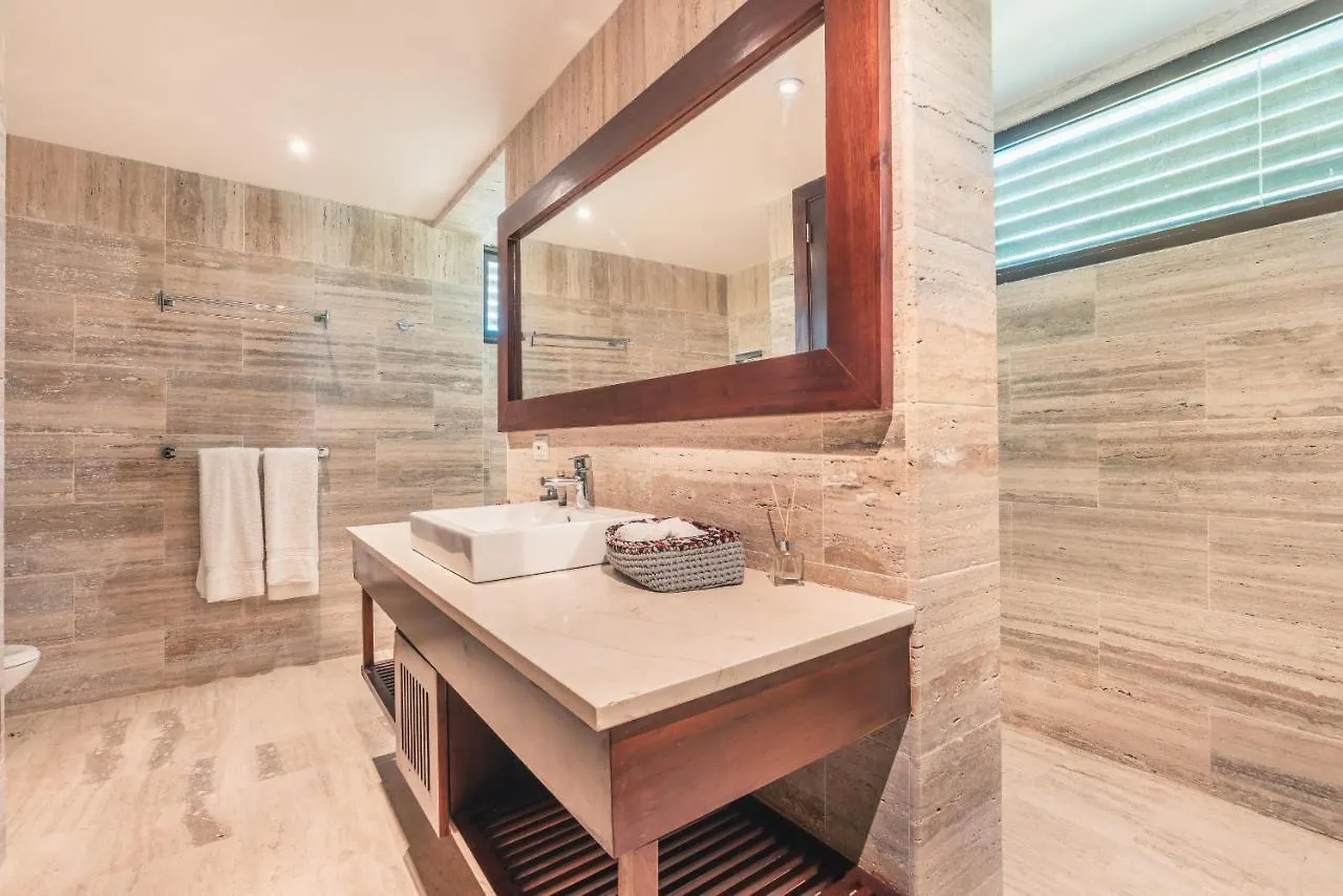 Newly Added 1Br El Portillo Luxury 0*,